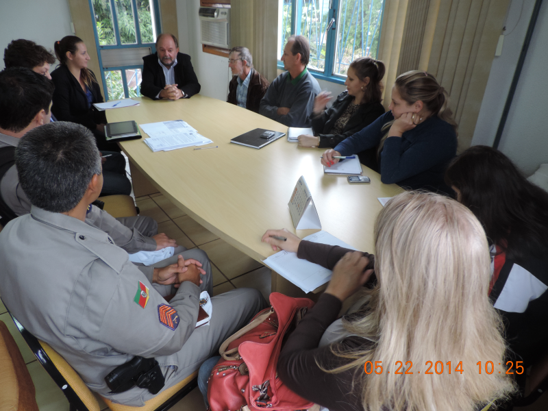 COMUDE discute divulgação e ações para votação do PPC